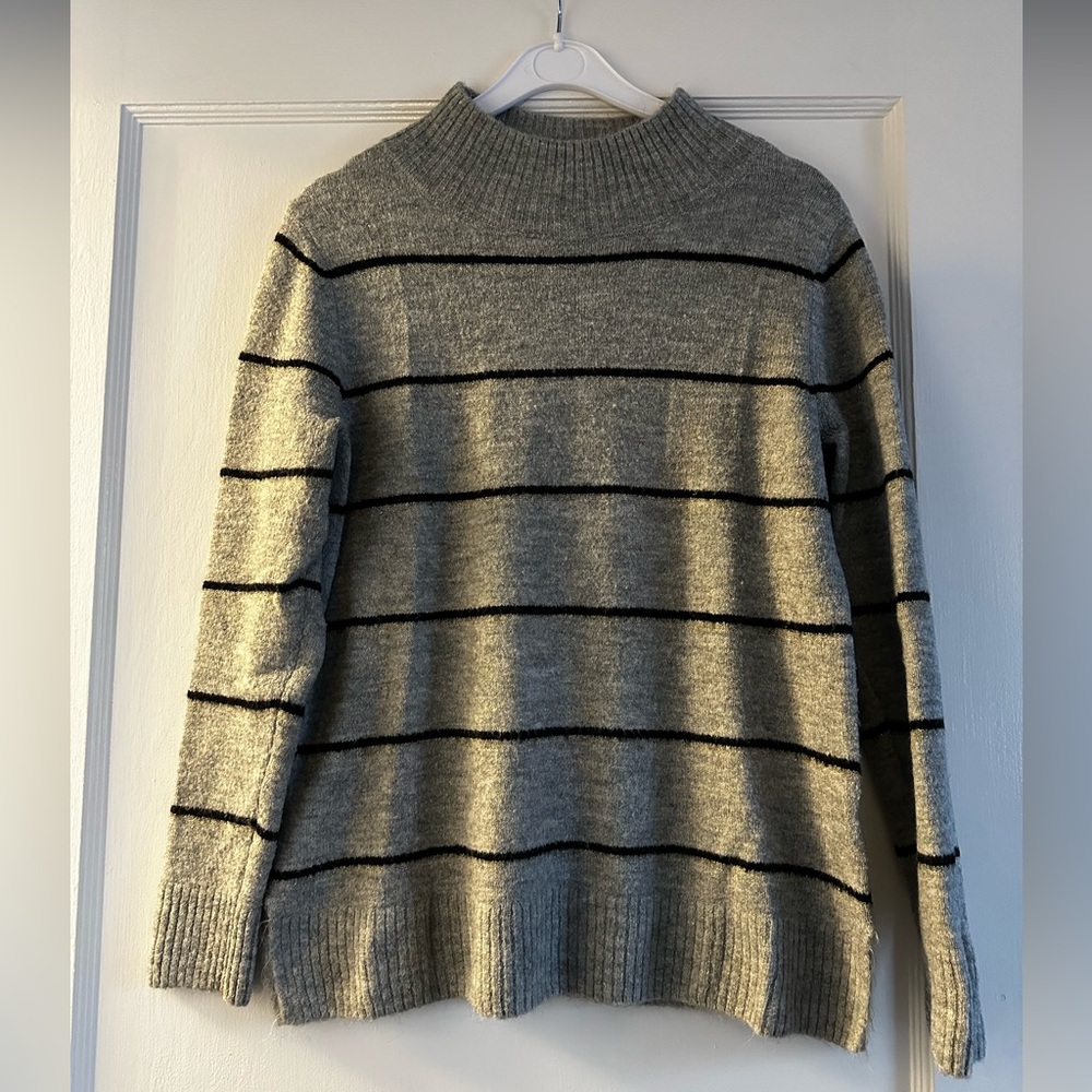 Cute Old Navy Sweater